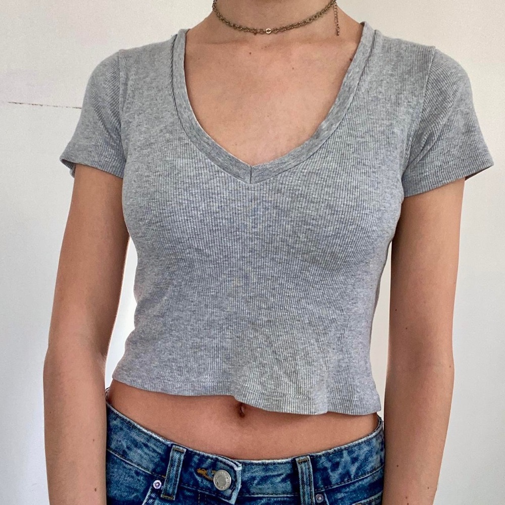brandy melville grey short sleeve top